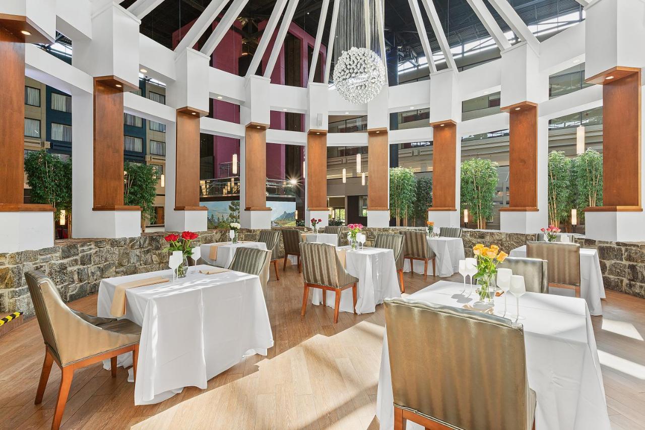 The Armon Stamford Hotel & Conference Center Exterior foto